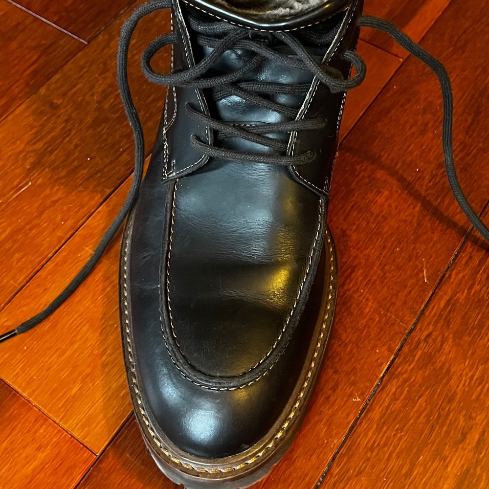 Johnston & Murphy Barrett Shearling boot